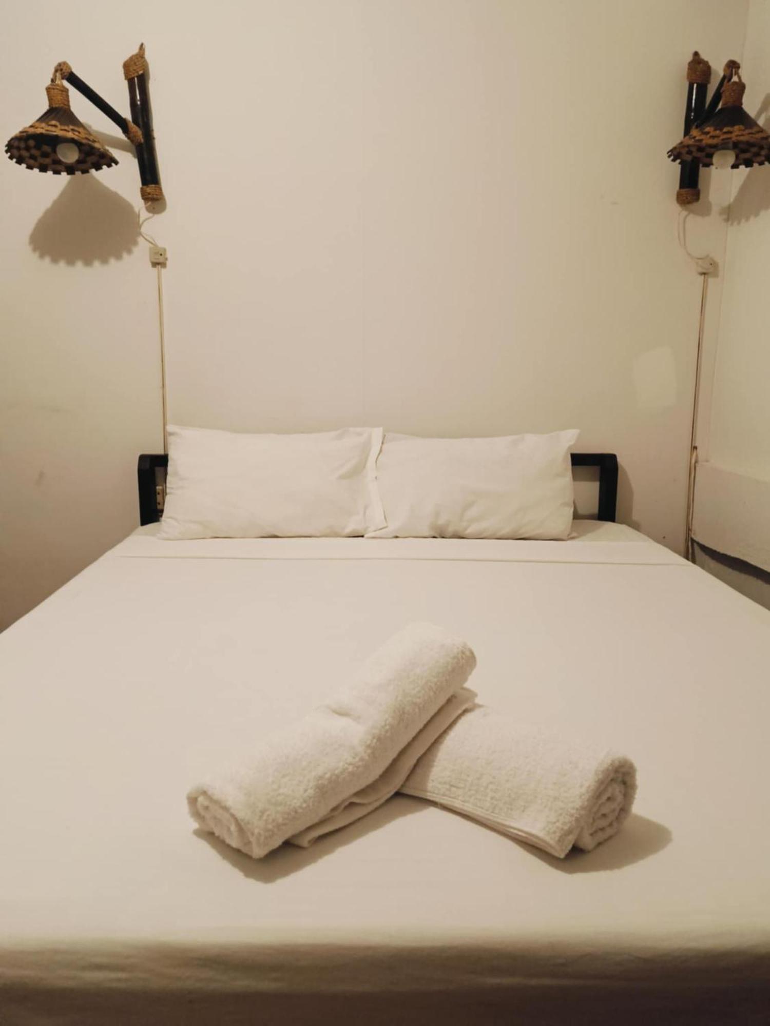 Mylene Room Rental Manoc-Manoc エクステリア 写真