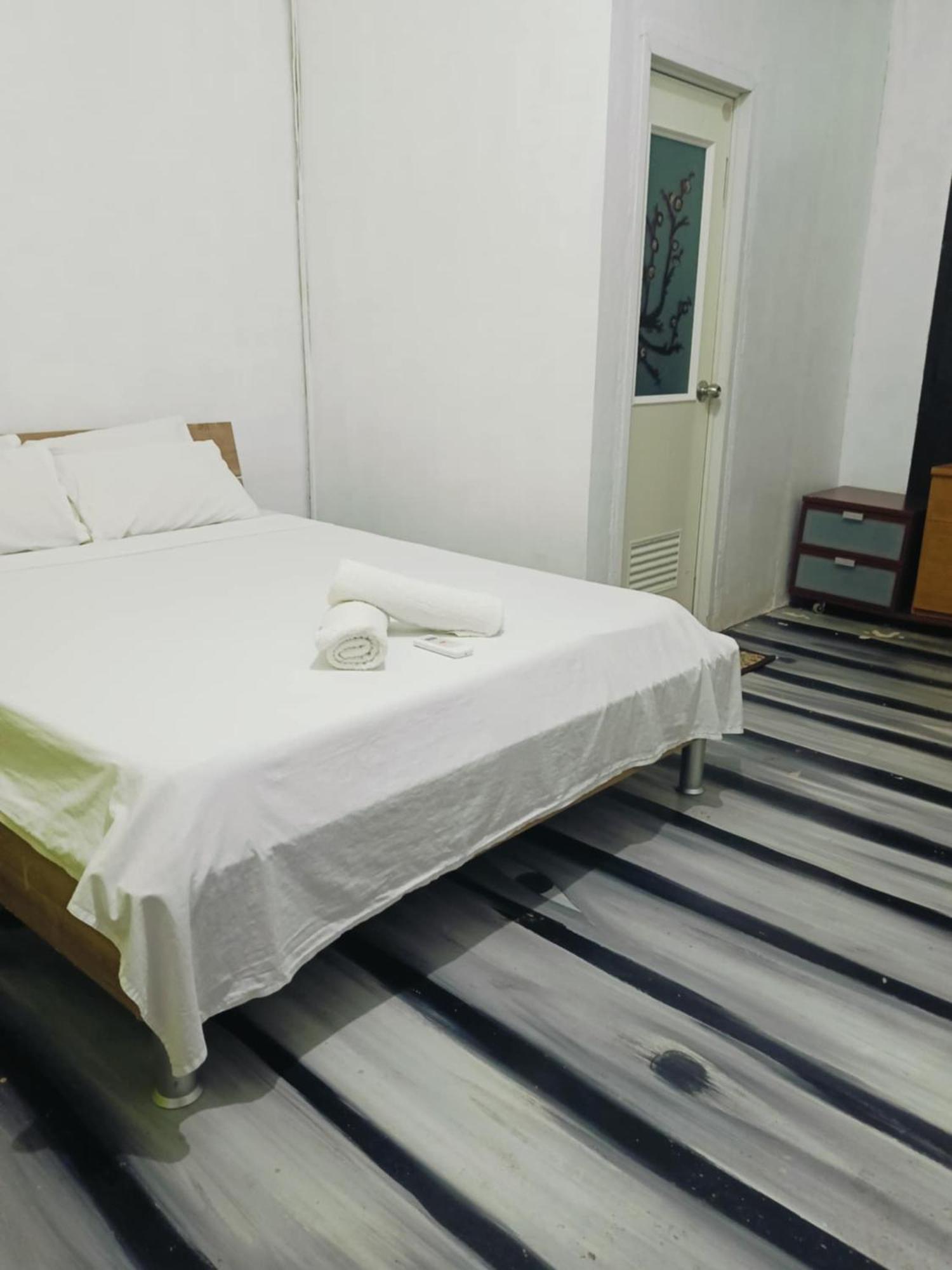 Mylene Room Rental Manoc-Manoc エクステリア 写真